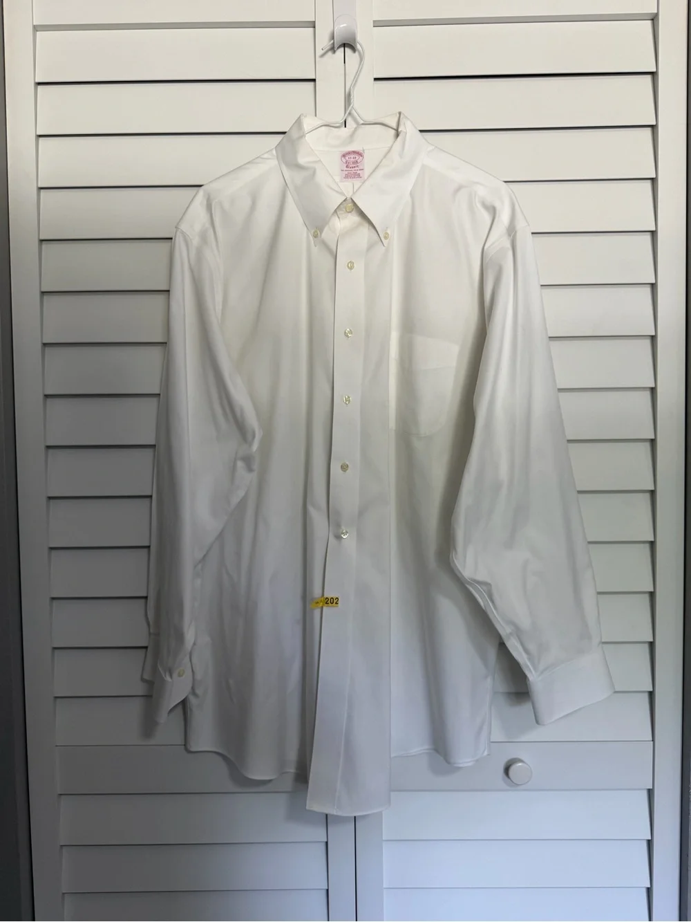 Brooks Brothers White Button-Down Classic Friday Shirt Supima Cottom